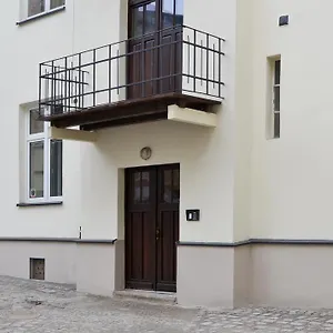 777 Apartment